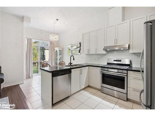 6 Blasi Court, Wasaga Beach, ON - Indoor Photo Showing Kitchen With Double Sink With Upgraded Kitchen