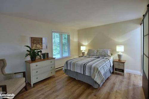 13 Trafalgar Road, Collingwood, ON - Indoor Photo Showing Bedroom