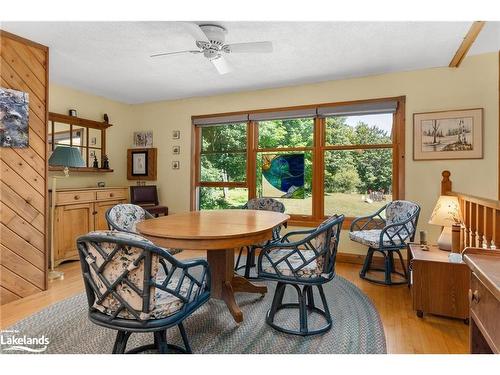 155 Old Centurian Road, Huntsville, ON - Indoor Photo Showing Dining Room