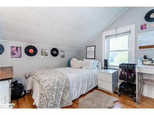 235 Jane Street, Stayner, ON - Indoor Photo Showing Bedroom