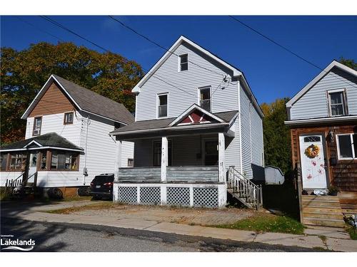 11 Farrer Street, Parry Sound, ON - Outdoor With Deck Patio Veranda With Facade