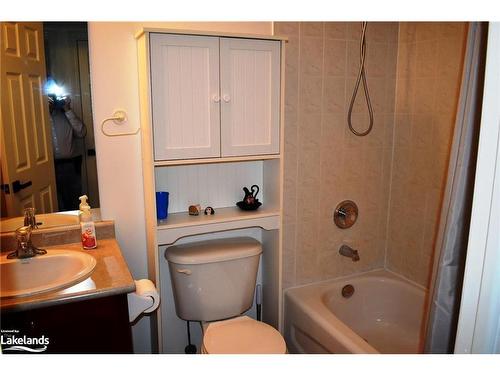 433 M Ramblewood Drive, Wasaga Beach, ON - Indoor Photo Showing Bathroom