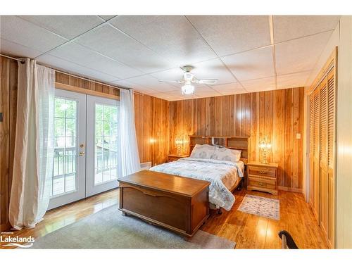 16366 Highway 35, Haliburton, ON - Indoor Photo Showing Bedroom