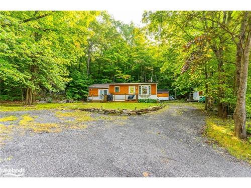 16366 Highway 35, Haliburton, ON - Outdoor