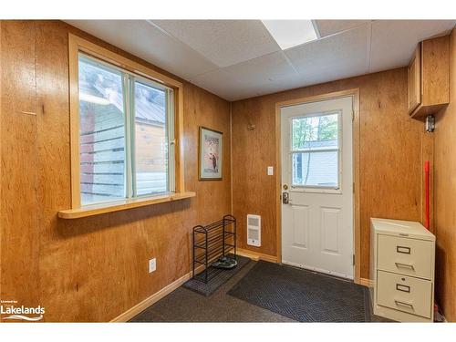 16366 Highway 35, Haliburton, ON - Indoor Photo Showing Other Room