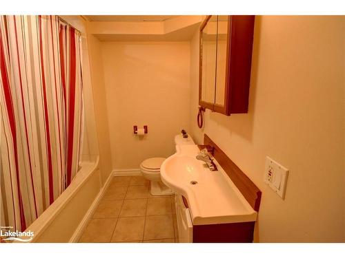 186 Lakewood Park Road, Huntsville, ON - Indoor Photo Showing Bathroom