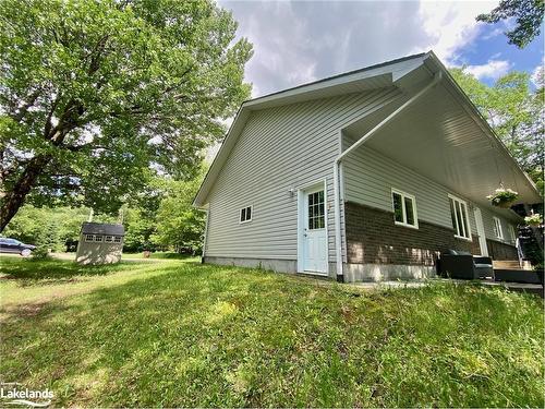 34 Hunts Road, Huntsville, ON - Outdoor