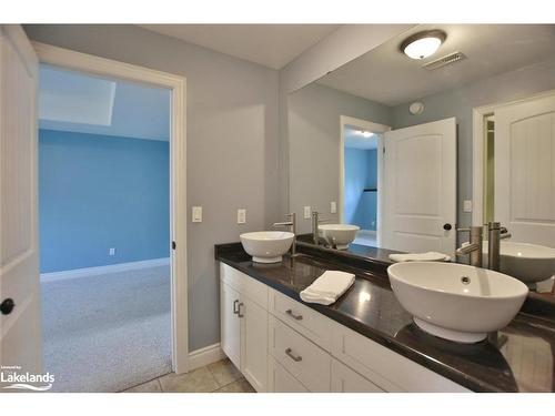 18 Blue Jay Place, Wasaga Beach, ON - Indoor Photo Showing Bathroom