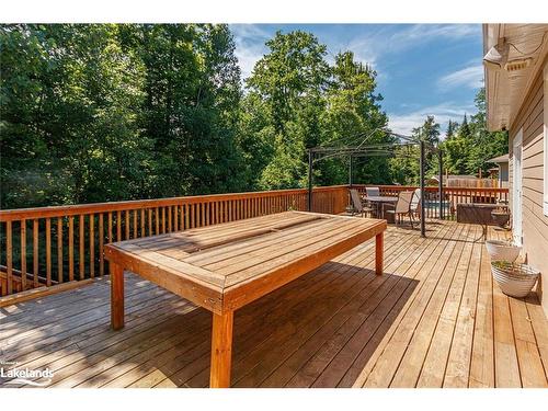 18 Blue Jay Place, Wasaga Beach, ON - Outdoor With Deck Patio Veranda With Exterior