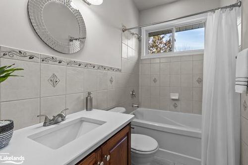 22 Bourgeois Beach Road, Victoria Harbour, ON - Indoor Photo Showing Bathroom