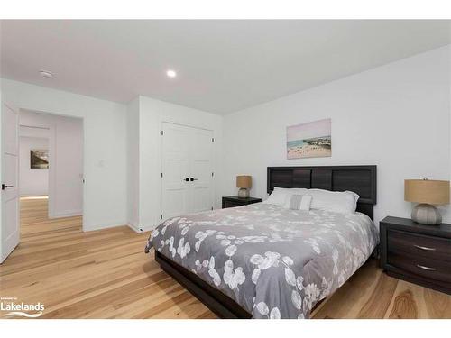 57 10Th Concession, Seguin, ON - Indoor Photo Showing Bedroom