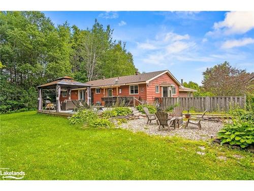 1037 Kernohan Farm Trail, Minden Hills, ON - Outdoor With Deck Patio Veranda