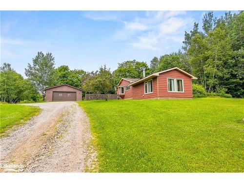 1037 Kernohan Farm Trail, Minden Hills, ON - Outdoor