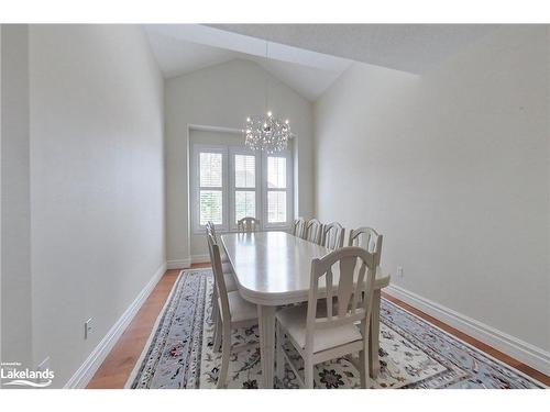 61 Waterview Road, Wasaga Beach, ON - Indoor Photo Showing Dining Room