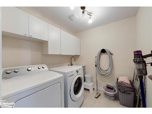 61 Waterview Road, Wasaga Beach, ON - Indoor Photo Showing Laundry Room