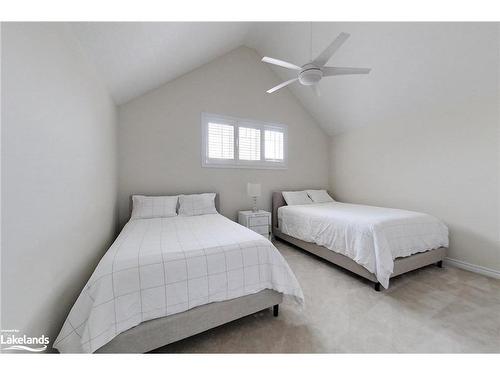 61 Waterview Road, Wasaga Beach, ON - Indoor Photo Showing Bedroom