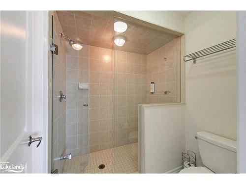 61 Waterview Road, Wasaga Beach, ON - Indoor Photo Showing Bathroom