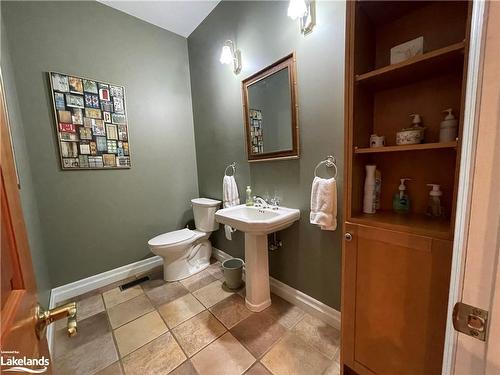 104 Campbell Crescent, The Blue Mountains, ON - Indoor Photo Showing Bathroom