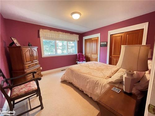 104 Campbell Crescent, The Blue Mountains, ON - Indoor Photo Showing Bedroom