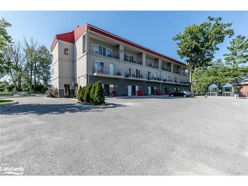 305-361 Mosley Street, Wasaga Beach, ON - Outdoor With Balcony