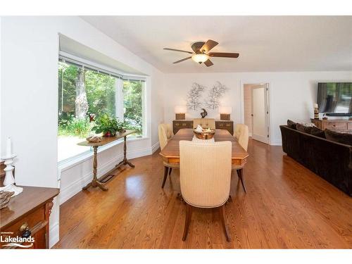 524 Homeland Drive, Emsdale, ON - Indoor Photo Showing Dining Room