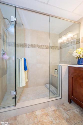 524 Homeland Drive, Emsdale, ON - Indoor Photo Showing Bathroom