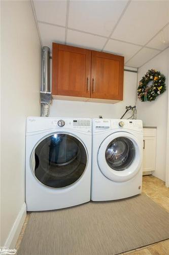 524 Homeland Drive, Emsdale, ON - Indoor Photo Showing Laundry Room