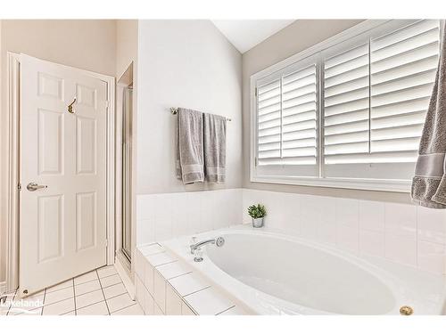 13 Barker Boulevard, Collingwood, ON - Indoor Photo Showing Bathroom