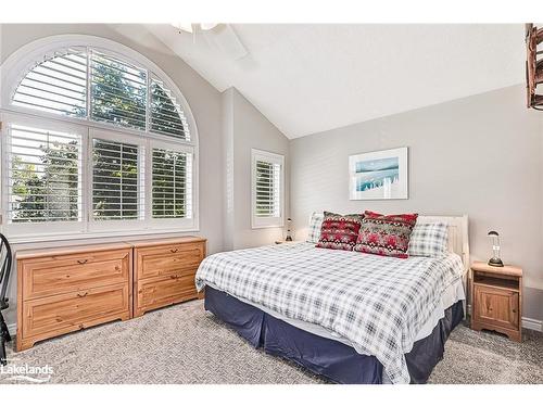 13 Barker Boulevard, Collingwood, ON - Indoor Photo Showing Bedroom