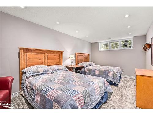 13 Barker Boulevard, Collingwood, ON - Indoor Photo Showing Bedroom