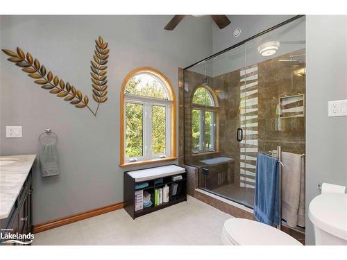 33 Pineridge Drive, Mcdougall, ON - Indoor Photo Showing Bathroom