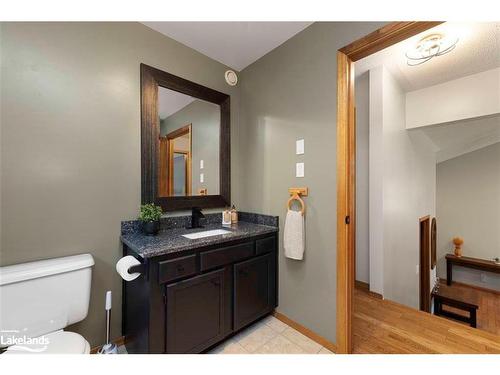 33 Pineridge Drive, Mcdougall, ON - Indoor Photo Showing Bathroom