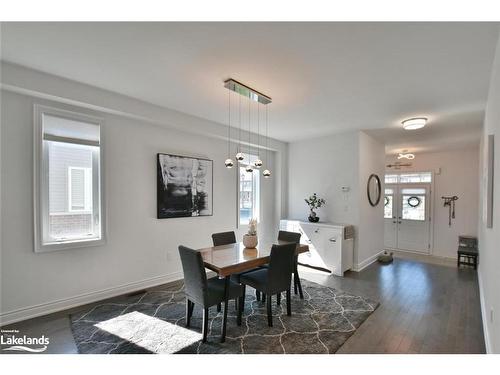 41 Autumn Drive, Wasaga Beach, ON - Indoor Photo Showing Dining Room