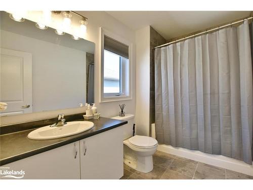 41 Autumn Drive, Wasaga Beach, ON - Indoor Photo Showing Bathroom