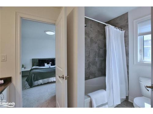 41 Autumn Drive, Wasaga Beach, ON - Indoor Photo Showing Bathroom