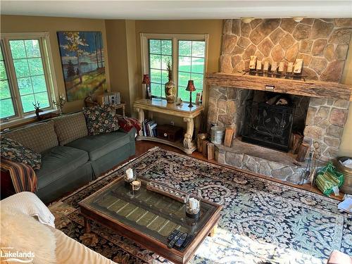 105 Alpine Crescent, Ravenna, ON - Indoor Photo Showing Living Room With Fireplace