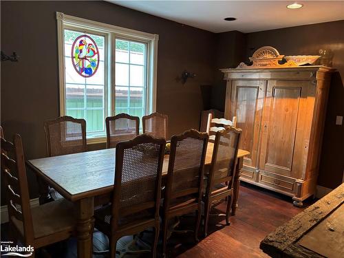 105 Alpine Crescent, Ravenna, ON - Indoor Photo Showing Dining Room