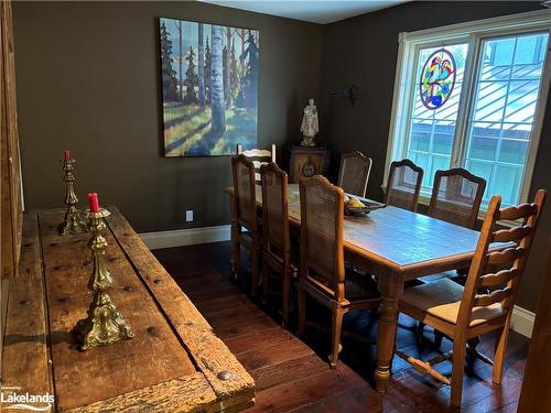 105 Alpine Crescent, Ravenna, ON - Indoor Photo Showing Dining Room