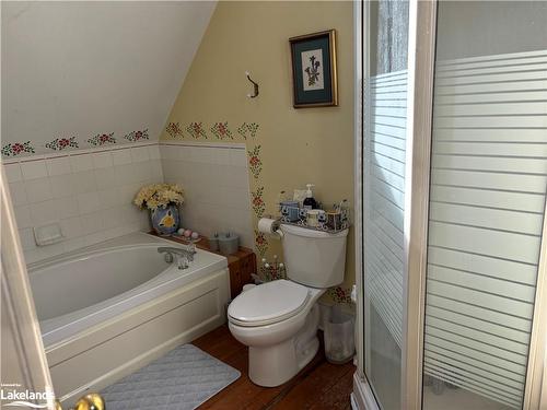 105 Alpine Crescent, Ravenna, ON - Indoor Photo Showing Bathroom