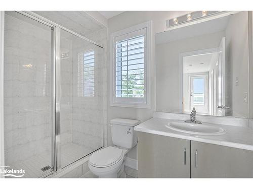 52-70 Marina Village Drive, Port Severn, ON - Indoor Photo Showing Bathroom