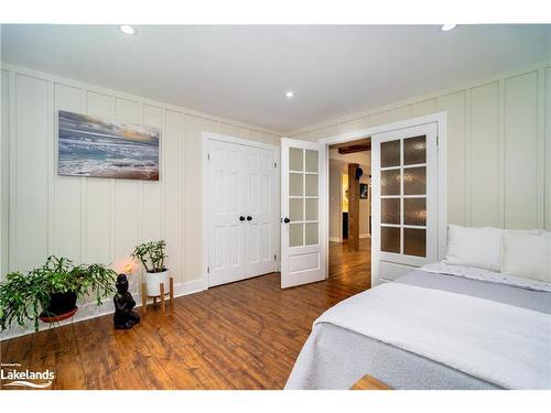 338 Williamsport Road, Huntsville, ON - Indoor Photo Showing Bedroom