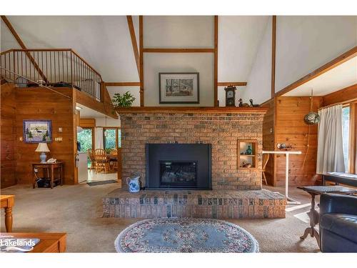 309 Centre Street, Meaford Municipality, ON - Indoor Photo Showing Living Room With Fireplace