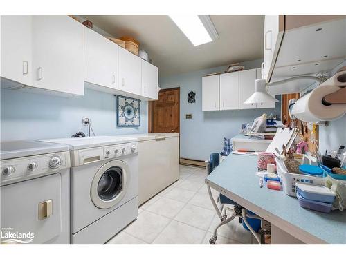 309 Centre Street, Meaford Municipality, ON - Indoor Photo Showing Laundry Room