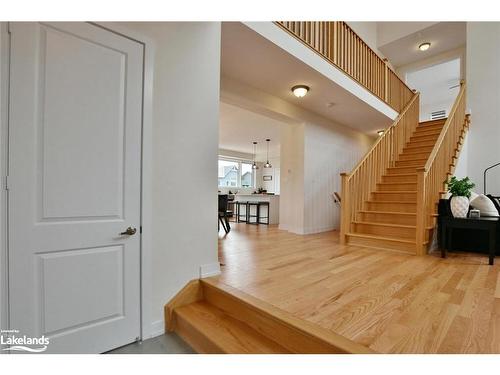 106 Stoneleigh Drive, The Blue Mountains, ON - Indoor Photo Showing Other Room