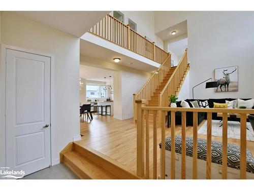 106 Stoneleigh Drive, The Blue Mountains, ON - Indoor Photo Showing Other Room