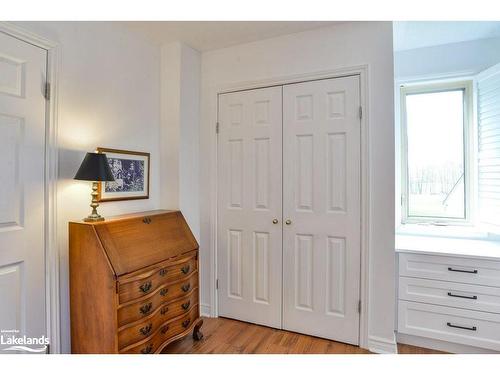 2-15 Golf Course Road, Bracebridge, ON - Indoor Photo Showing Other Room