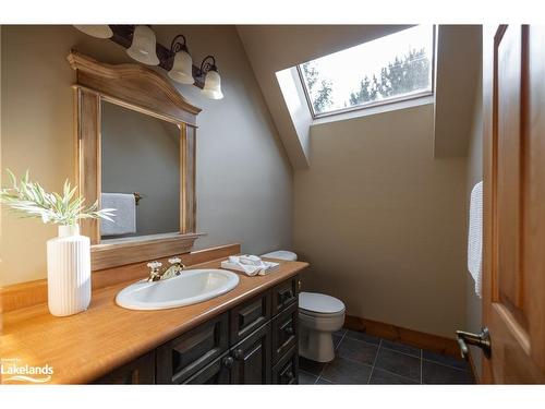 111 Margaret Drive, Craigleith, ON - Indoor Photo Showing Bathroom