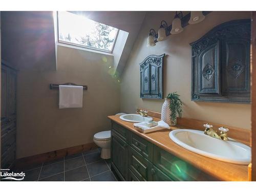 111 Margaret Drive, Craigleith, ON - Indoor Photo Showing Bathroom