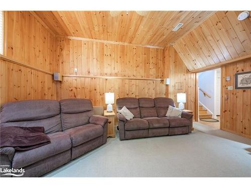 160 Griffin Street, Midland, ON - Indoor Photo Showing Living Room