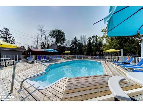 1600 Mosley Street, Wasaga Beach, ON 